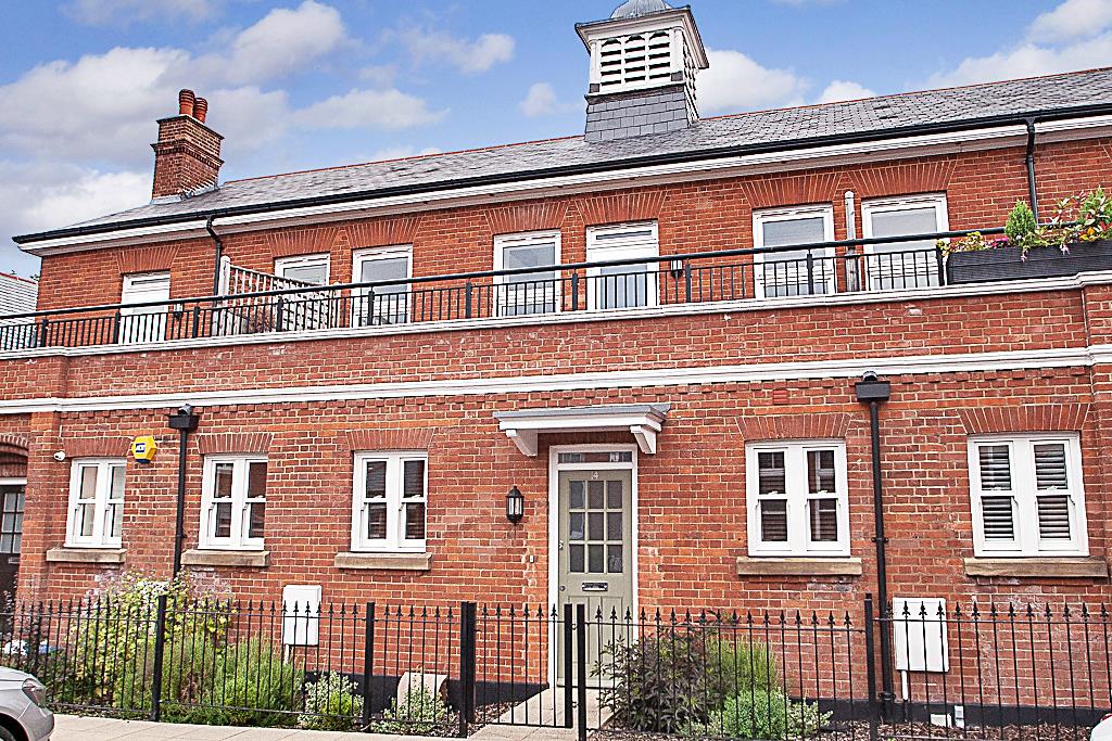 Kensington Way, Brentwood Keith Ashton